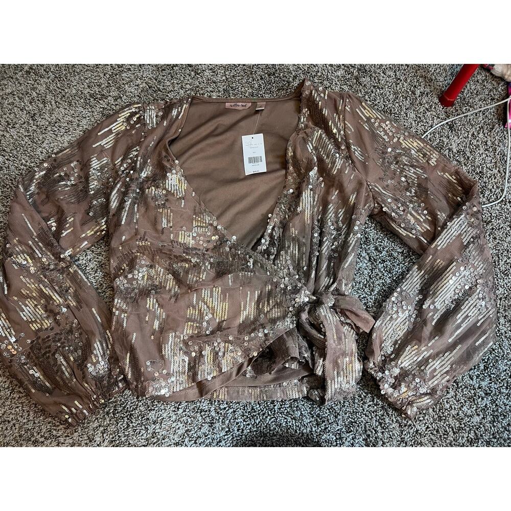 Boutique sparkle nwt 50$ blouse